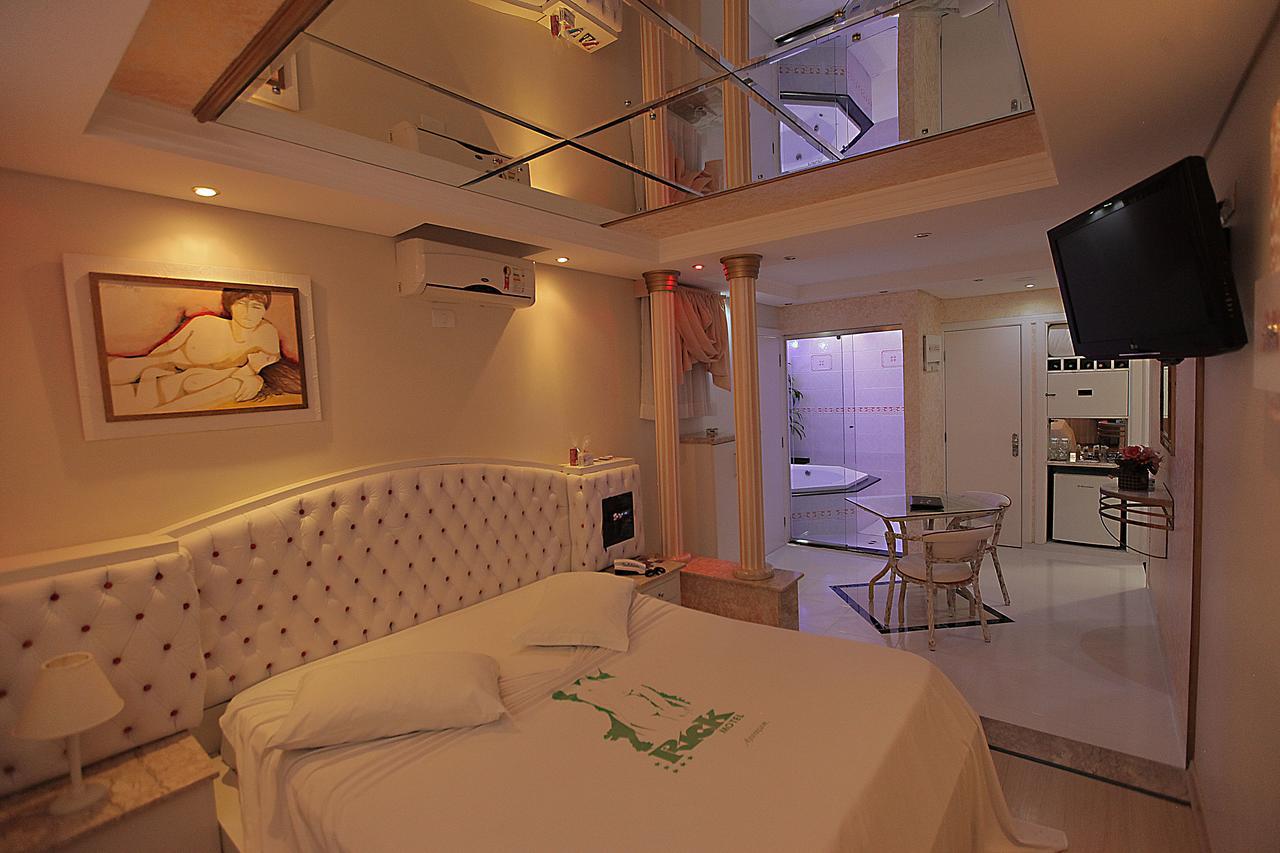 Rick Motel (Adults Only) Boqueirão 外观 照片
